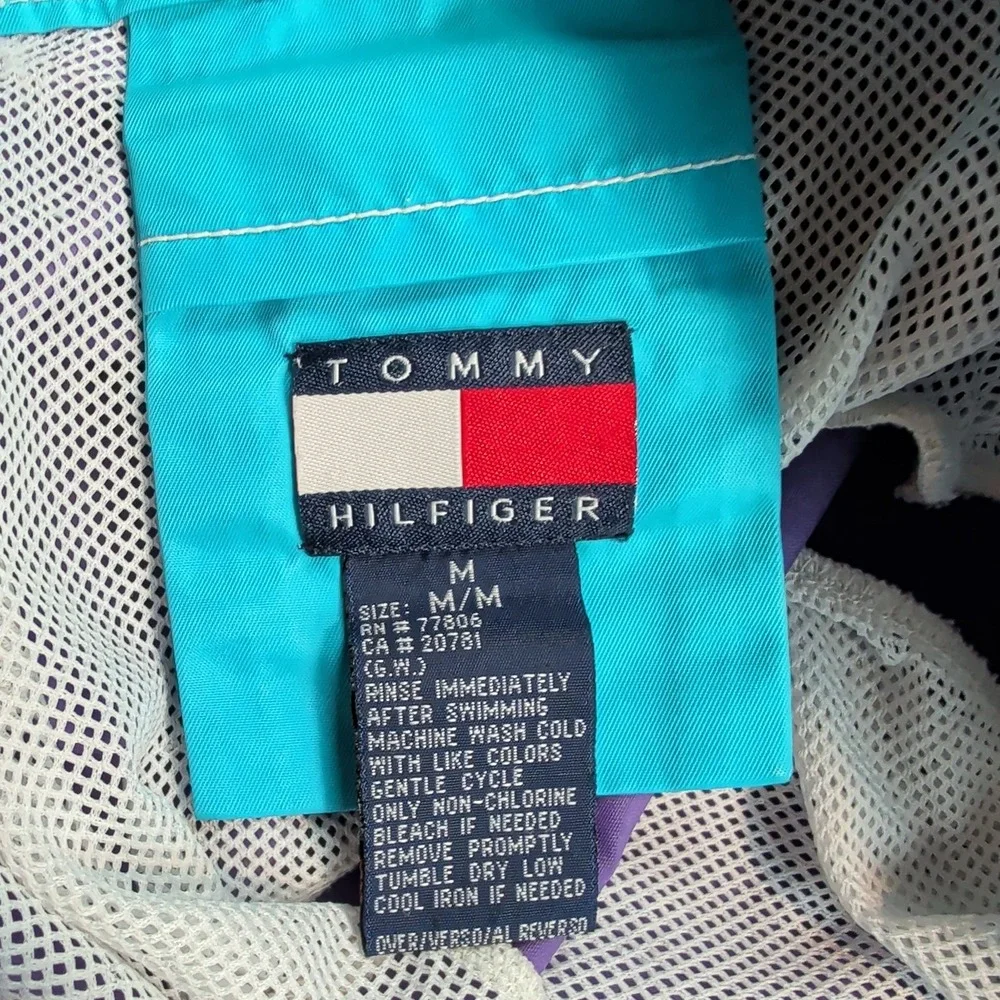 Tommy Hilfiger embrace retro